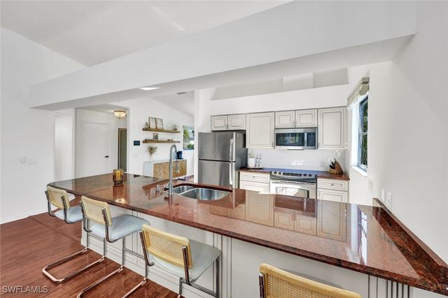 1285 Grand Canal DR, Naples, FL 34110