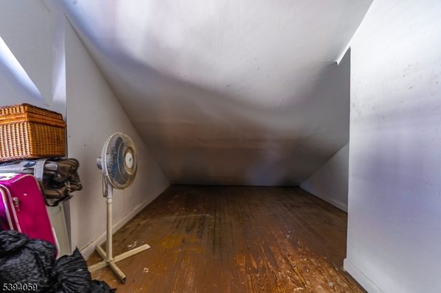 5 N 22Nd St, East Orange City, NJ 07017