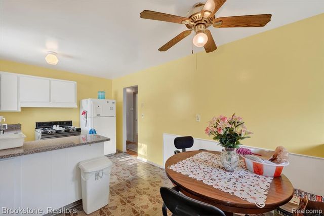 12110 Belmont Avenue, Warren, MI 48089