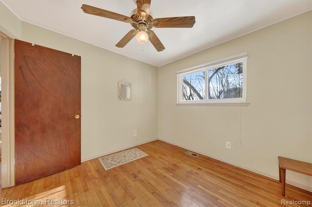 12110 Belmont Avenue, Warren, MI 48089