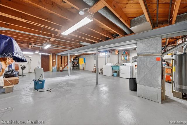 12110 Belmont Avenue, Warren, MI 48089