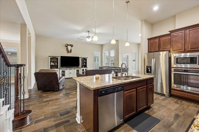 1907 Pleasant Springs Lane, Pearland, TX 77089