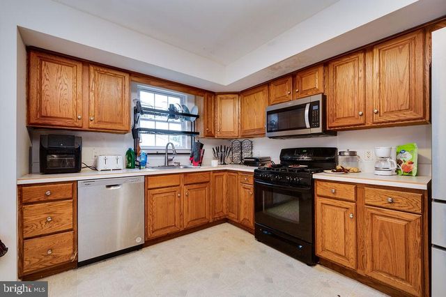 4860 DUNHAM DR, Reading, PA 19606