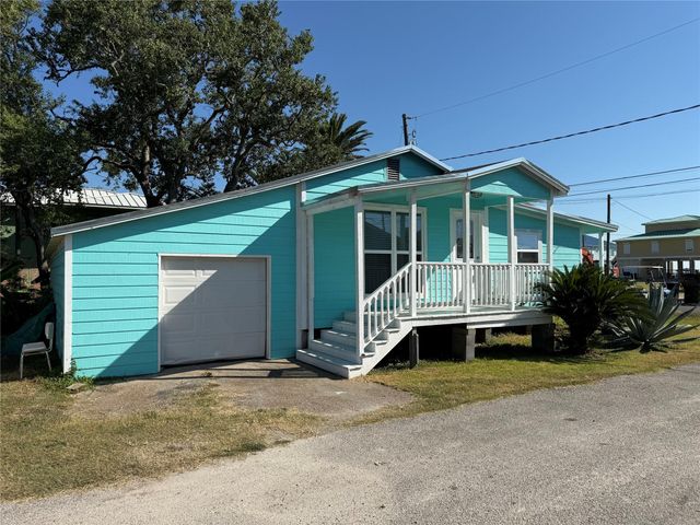 726 4th Street, San Leon, TX 77539