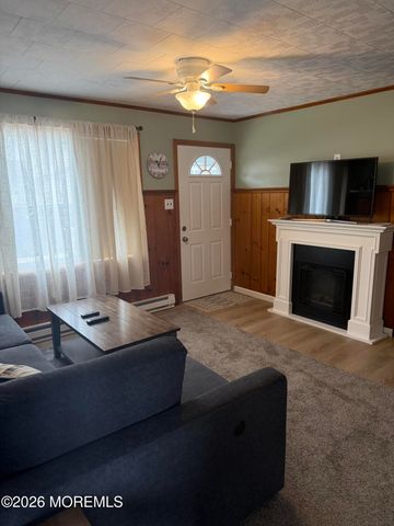 410 8th Avenue, Seaside Heights, NJ 08751