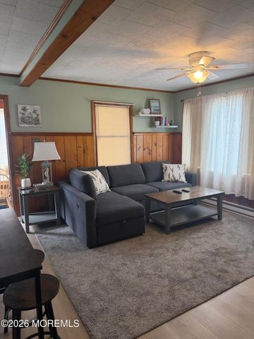 410 8th Avenue, Seaside Heights, NJ 08751