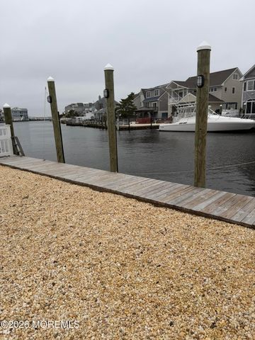 410 8th Avenue, Seaside Heights, NJ 08751