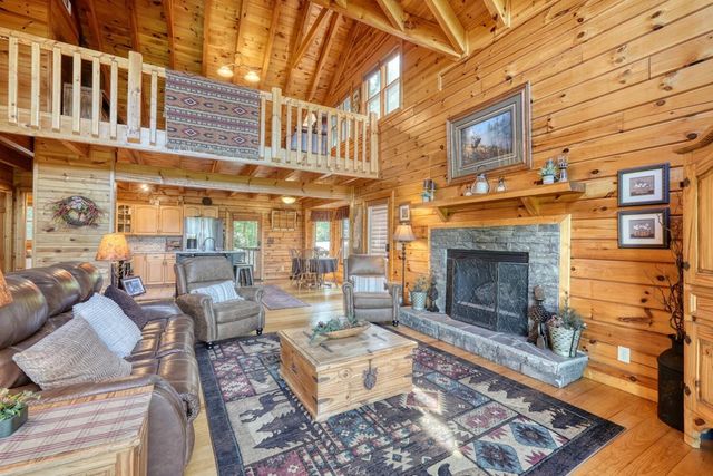 54 Moon Shadow View S, Blairsville, GA 30512