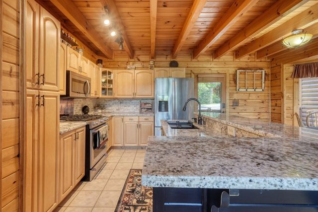 54 Moon Shadow View S, Blairsville, GA 30512