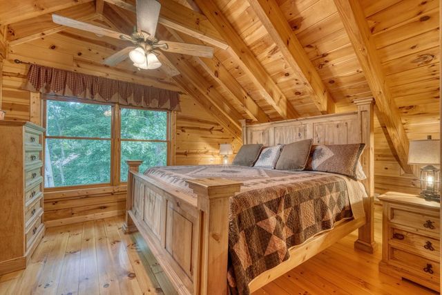 54 Moon Shadow View S, Blairsville, GA 30512