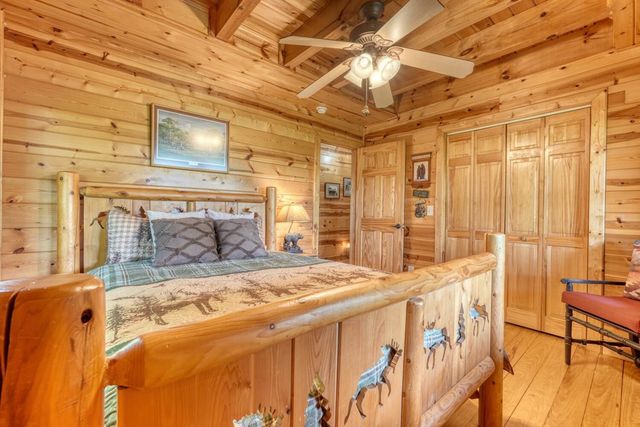 54 Moon Shadow View S, Blairsville, GA 30512