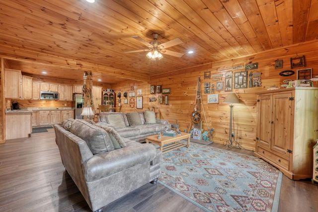 54 Moon Shadow View S, Blairsville, GA 30512