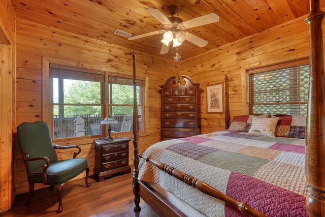 54 Moon Shadow View S, Blairsville, GA 30512