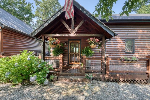 54 Moon Shadow View S, Blairsville, GA 30512
