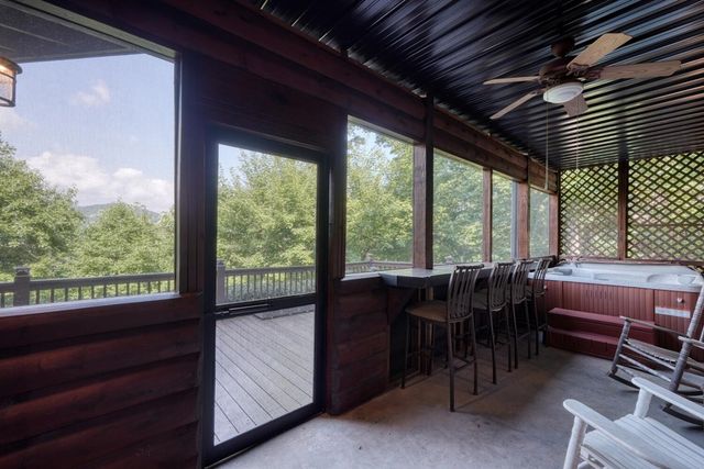 54 Moon Shadow View S, Blairsville, GA 30512