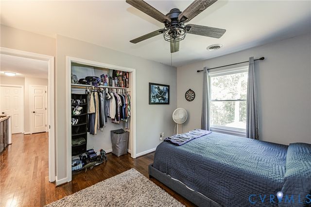5903 Meadowood Ln, Chesterfield, VA 23237