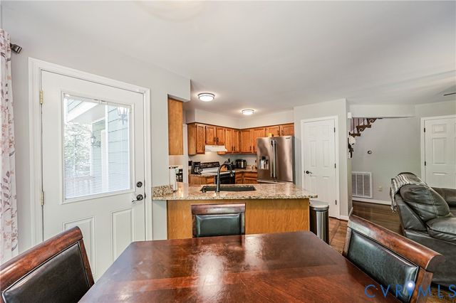 5903 Meadowood Ln, Chesterfield, VA 23237