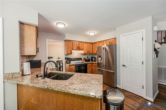 5903 Meadowood Ln, Chesterfield, VA 23237