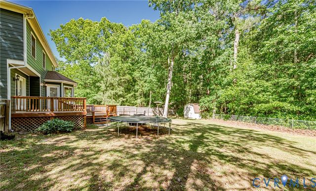 5903 Meadowood Ln, Chesterfield, VA 23237