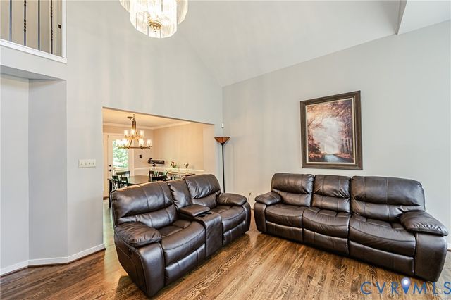 5903 Meadowood Ln, Chesterfield, VA 23237