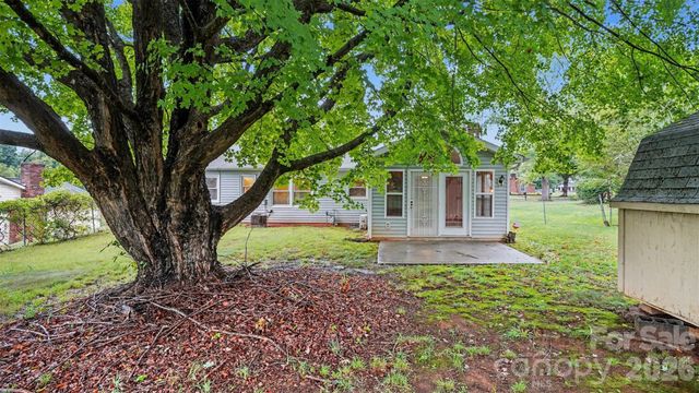 3766 Danube Drive, Winston Salem, NC 27105