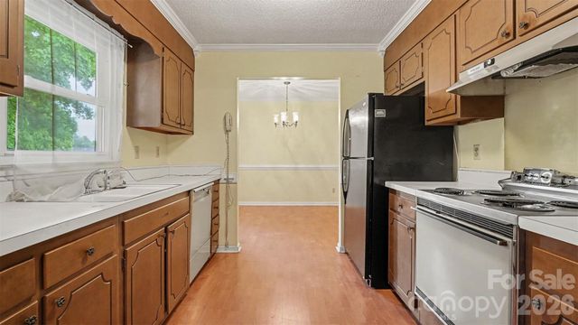 3766 Danube Drive, Winston Salem, NC 27105