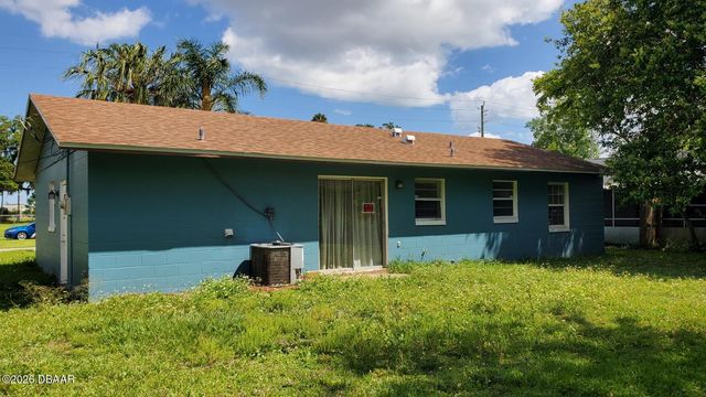 963 Madison Avenue, Daytona Beach, FL 32114