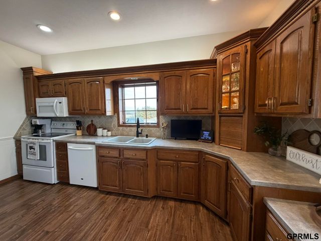 2408 County Road W Road, Tobias, NE 68453