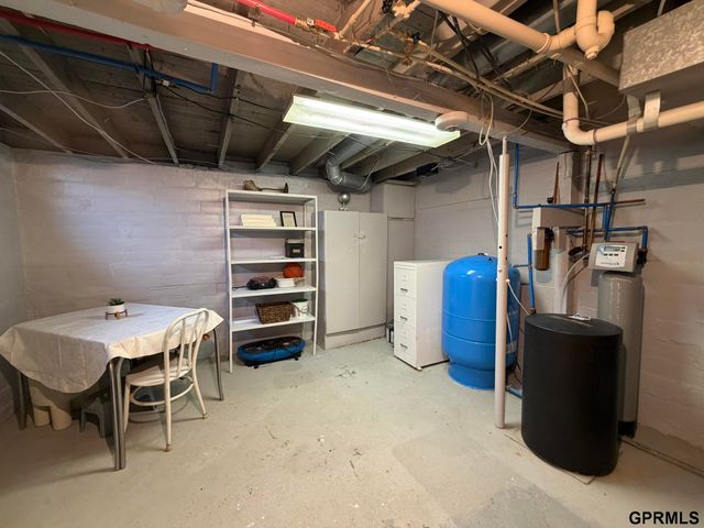 2408 County Road W Road, Tobias, NE 68453