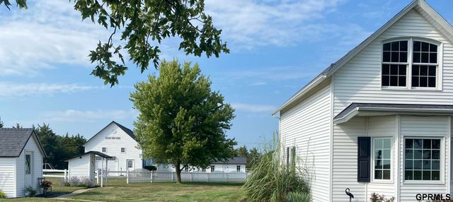 2408 County Road W Road, Tobias, NE 68453