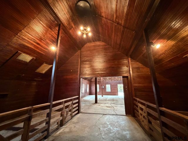 2408 County Road W Road, Tobias, NE 68453