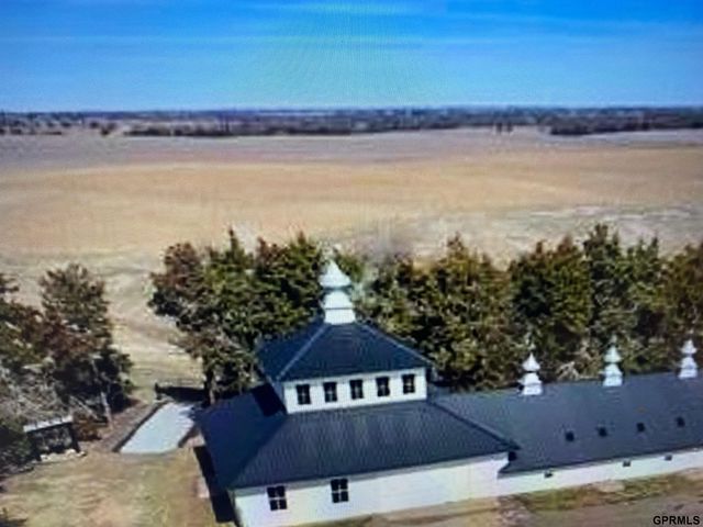 2408 County Road W Road, Tobias, NE 68453