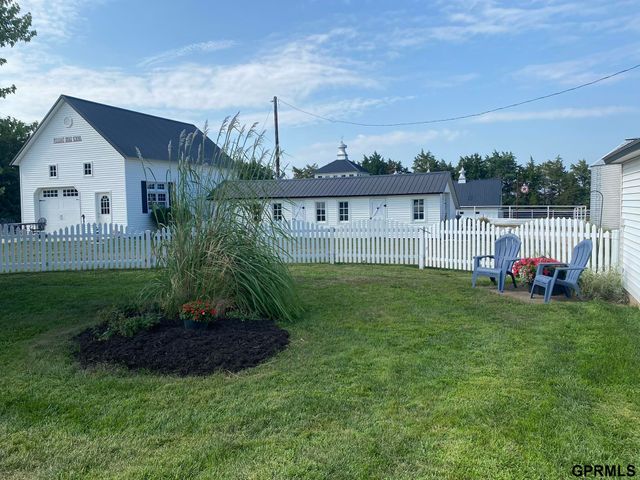 2408 County Road W Road, Tobias, NE 68453