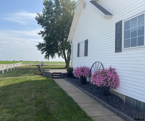 2408 County Road W Road, Tobias, NE 68453