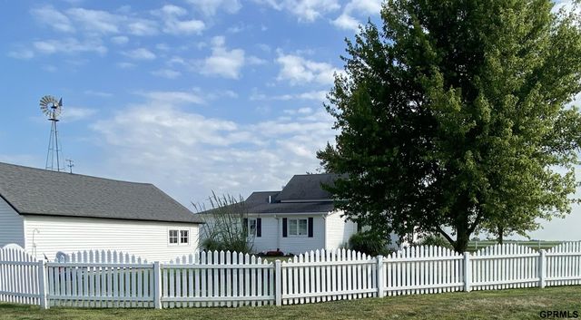 2408 County Road W Road, Tobias, NE 68453