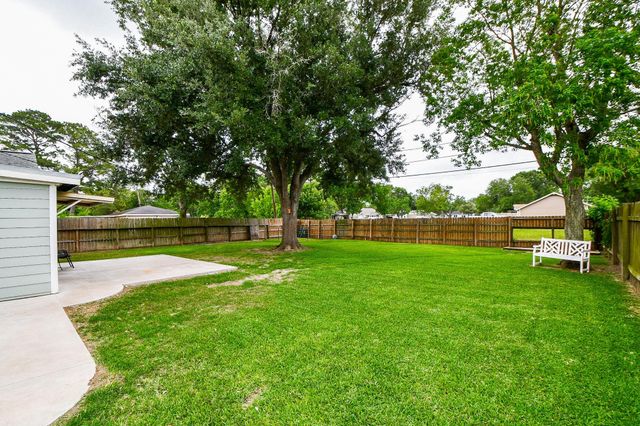 3116 12th Street, Bay City, TX 77414