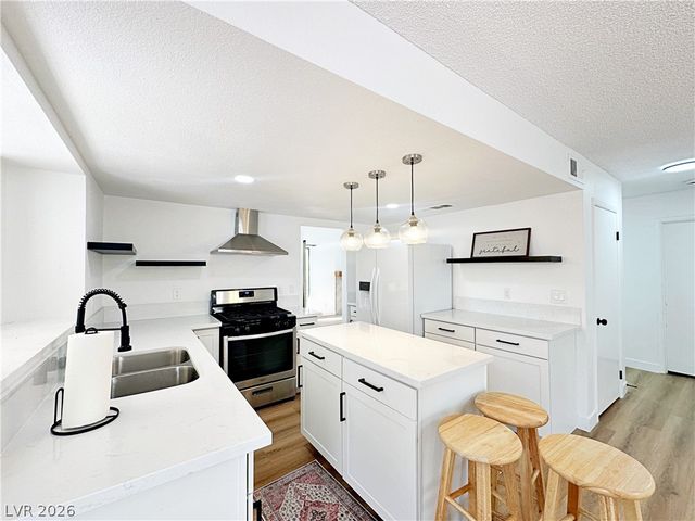 7040 Encore Way, Las Vegas, NV 89119