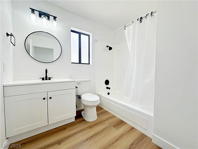 7040 Encore Way, Las Vegas, NV 89119