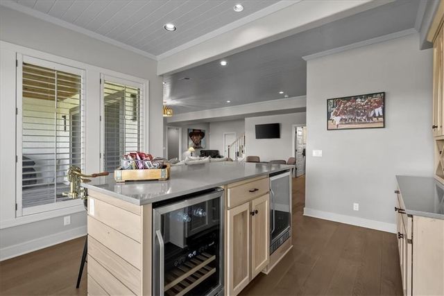 9333 Cottonwood Canyon Drive, Lenexa, KS 66219