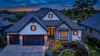 9333 Cottonwood Canyon Drive, Lenexa, KS 66219