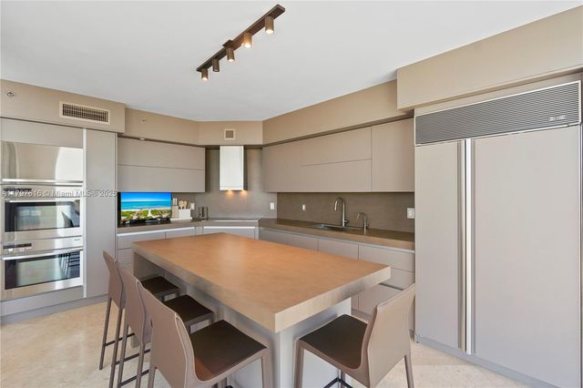 18911 Collins Ave 3307, Sunny Isles Beach, FL 33160