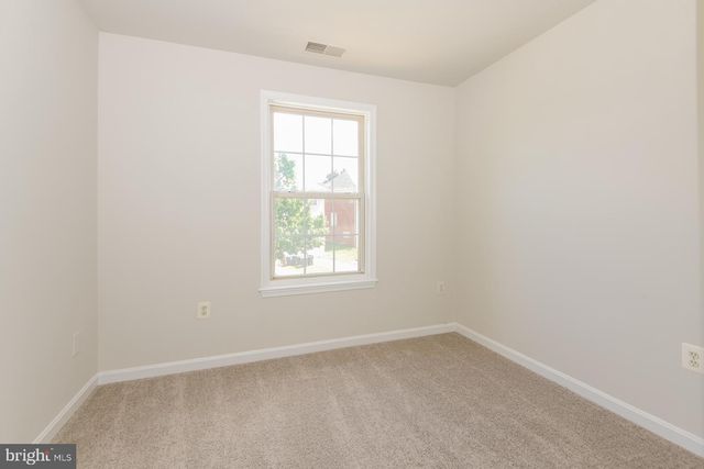 2710 STANTON RD SE, Washington, DC 20020