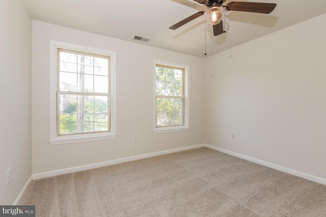 2710 STANTON RD SE, Washington, DC 20020