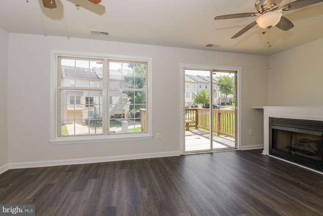 2710 STANTON RD SE, Washington, DC 20020
