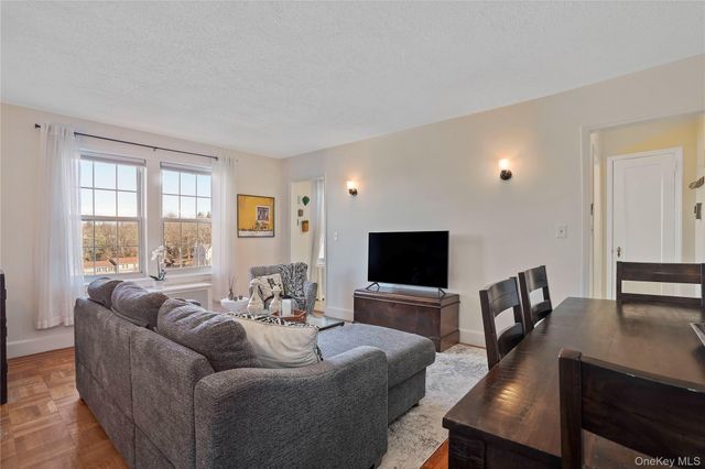 300 S Broadway 6H, Tarrytown, NY 10591