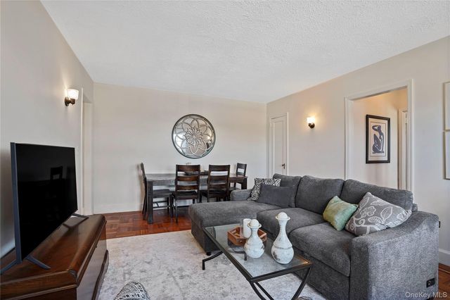 300 S Broadway 6H, Tarrytown, NY 10591