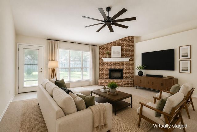 111 Arrowhead LN, Georgetown, TX 78628