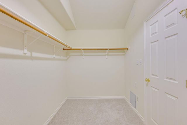 111 Arrowhead LN, Georgetown, TX 78628