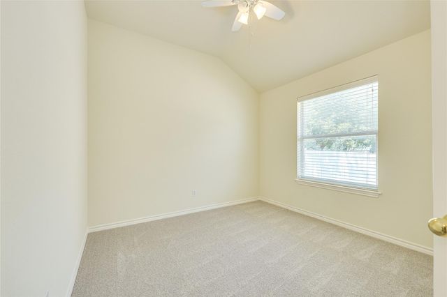 111 Arrowhead LN, Georgetown, TX 78628