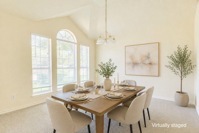 111 Arrowhead LN, Georgetown, TX 78628